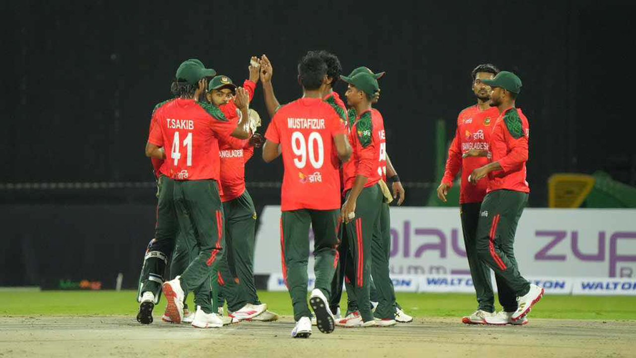 শারজাহতে বাংলাদেশের প্রথম জয়